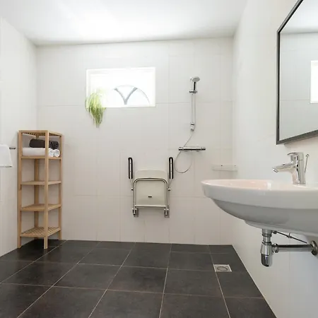 Haven With Garden & Comfort Prázdninový dům Zuidoostbeemster